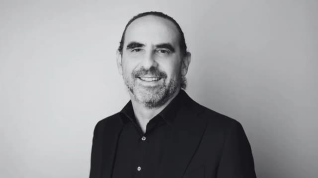 featured image for The SCARF Model: Coaching, Leadership, and the Neuroscience of Not Being a Jerk